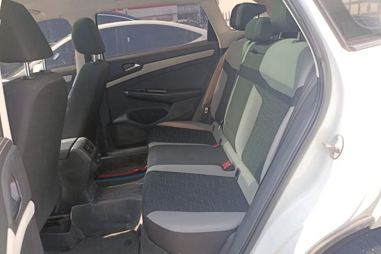 Used Jetta VS7 2022 280TSI Automatic Trend Edition Interior 4