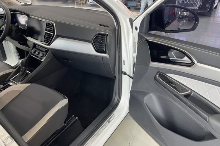 Used Jetta VS7 2022 280TSI Automatic High-Gloss Enjoyment Edition Interior 4