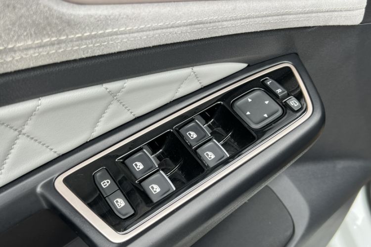 Used Jetta VS7 2022 280TSI Automatic High-Gloss Glory Edition Interior 7