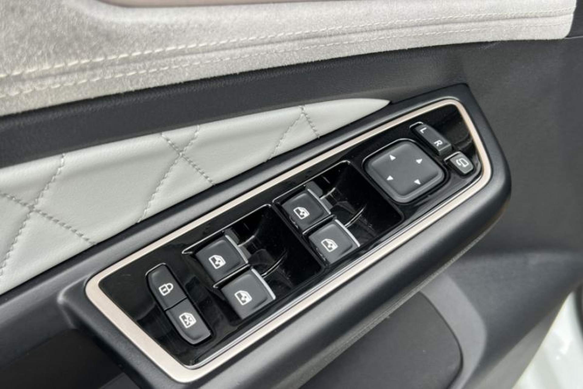 Used Jetta VS7 2022 280TSI Automatic High-Gloss Glory Edition Interior 7