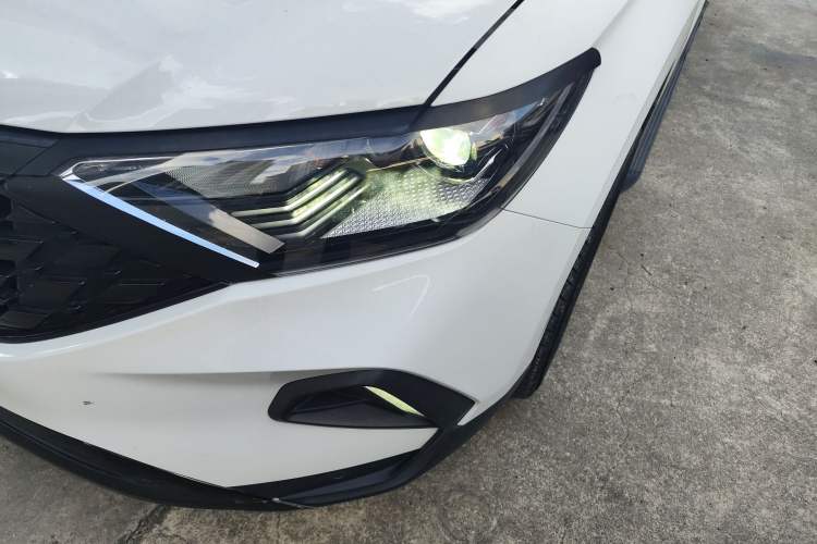 Used Jetta VS7 2022 Panda Edition 1.4T Automatic Enjoyment Pro Version Left Front Headlight