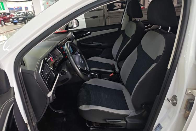 Used Jetta VS7 2022 280TSI Automatic Trend Edition Left Front Seat