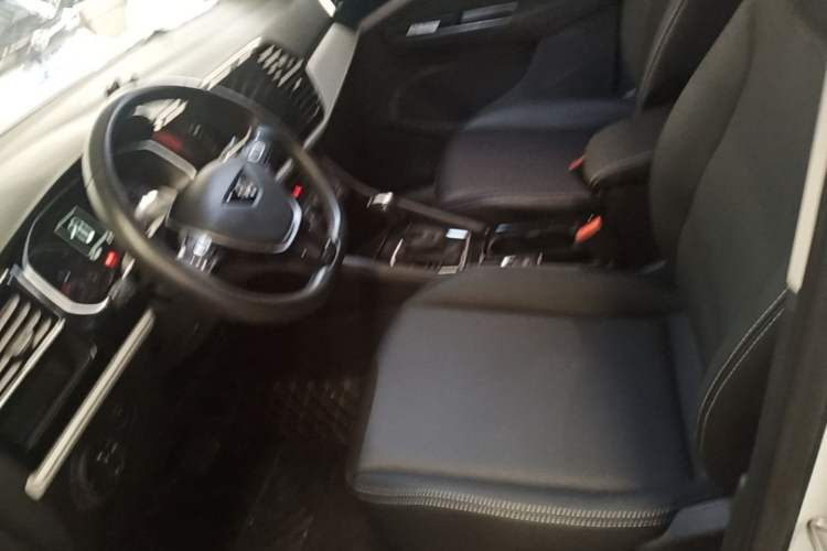 Used Jetta VS7 2022 280TSI Automatic Trend Edition Left Front Seat