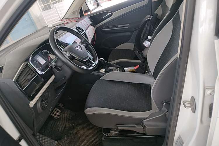Used Jetta VS7 2022 280TSI Automatic Trend Edition Left Front Seat