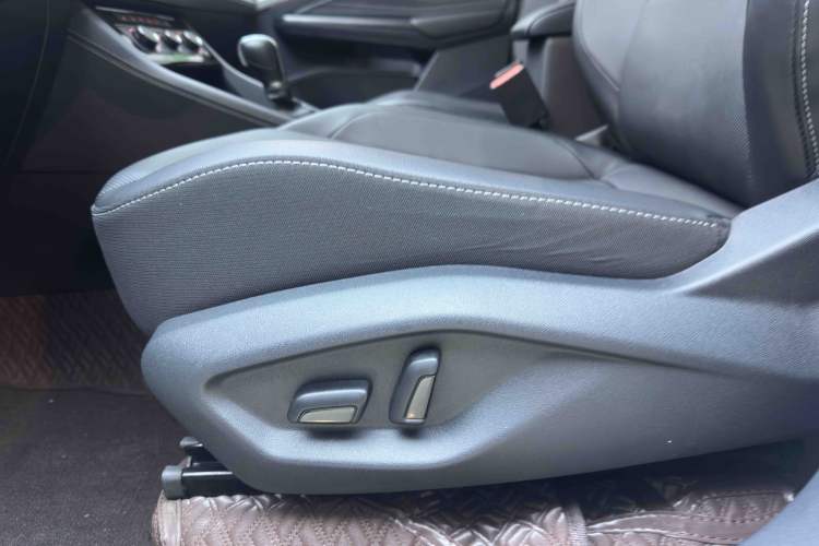 Used Jetta VS7 2022 280TSI Automatic Enjoyment Edition Left Front Seat