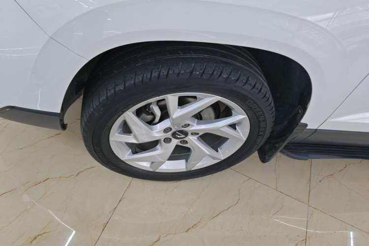 Used Jetta VS7 2022 280TSI Automatic Enjoyment Edition Left Front Wheel Hub
