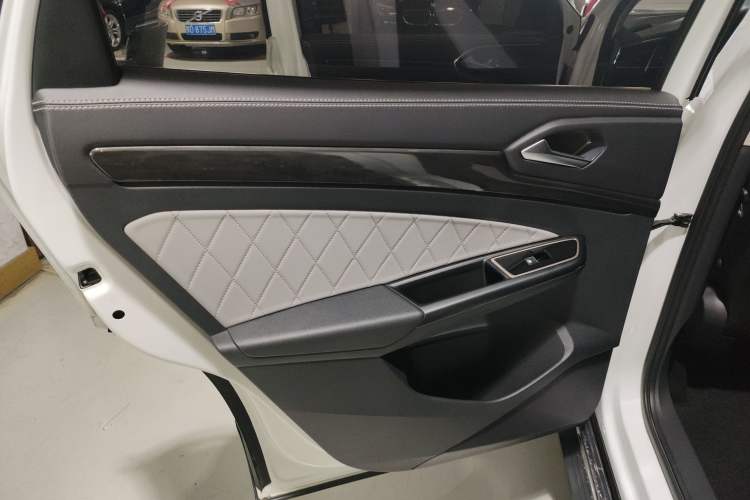 Used Jetta VS7 2022 280TSI Automatic High-Gloss Enjoyment Edition Left Rear Door Interior