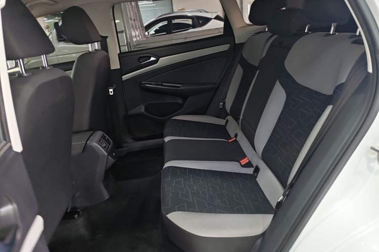 Used Jetta VS7 2022 280TSI Automatic Trend Edition Left Rear Seat