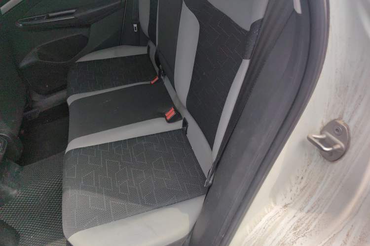 Used Jetta VS7 2022 280TSI Automatic Trend Edition Left Rear Seat