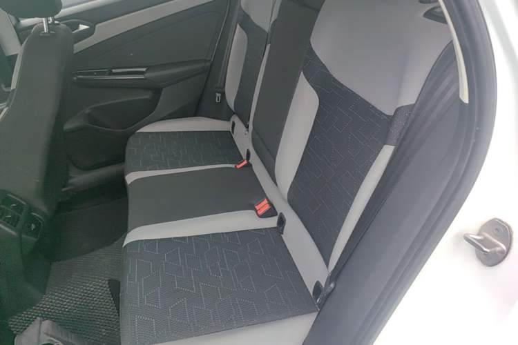 Used Jetta VS7 2022 280TSI Automatic Trend Edition Left Rear Seat