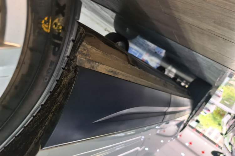 Used Jetta VS7 2022 280TSI Automatic Trend Edition Left Side Sill