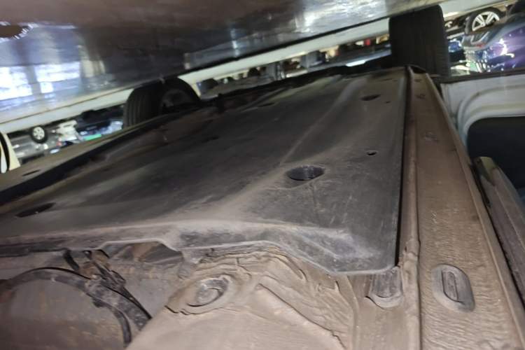 Used Jetta VS7 2022 280TSI Automatic Enjoyment Edition Left Side Sill