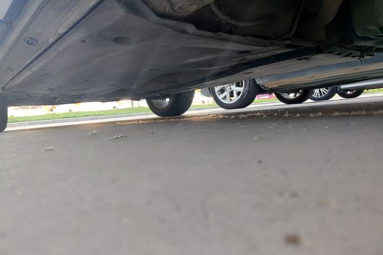 Used Jetta VS7 2022 280TSI Automatic Trend Edition Left Side Sill