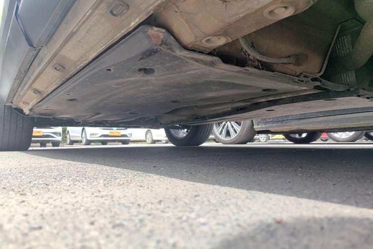 Used Jetta VS7 2022 280TSI Automatic Trend Edition Left Side Sill