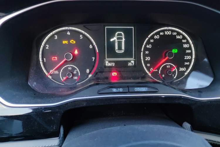 Used Jetta VS7 2022 280TSI Automatic Trend Edition Odometer Close Up