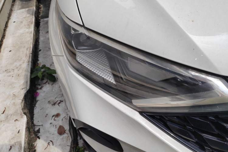 Used Jetta VS7 2022 Panda Edition 1.4T Automatic Enjoyment Pro Version Right Front Headlight