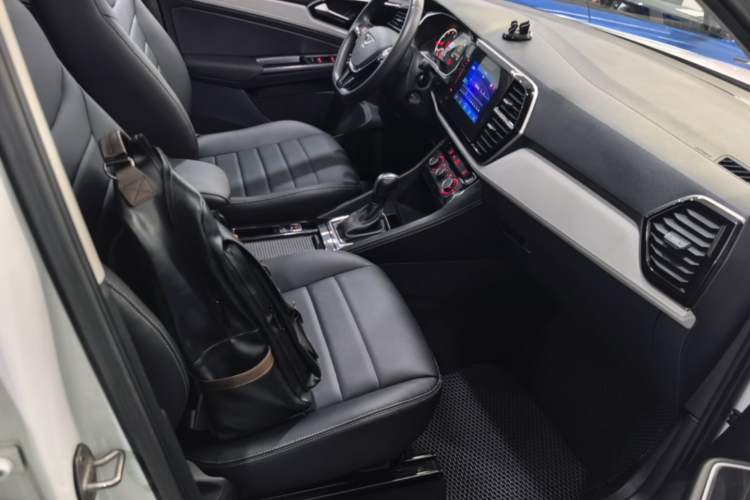 Used Jetta VS7 2022 280TSI Automatic Trend Edition Right Front Seat