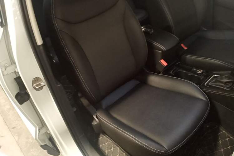 Used Jetta VS7 2022 280TSI Automatic Trend Edition Right Front Seat
