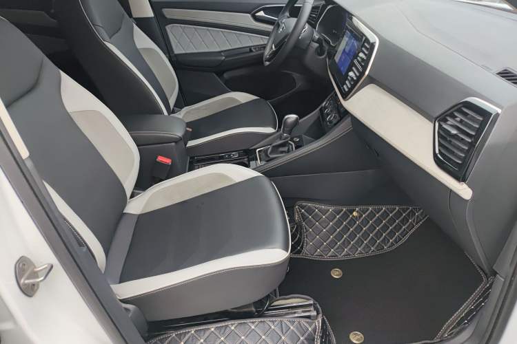 Used Jetta VS7 2022 280TSI Automatic High-Gloss Enjoyment Edition Right Front Seat