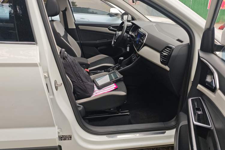 Used Jetta VS7 2022 280TSI Automatic Trend Edition Right Front Seat