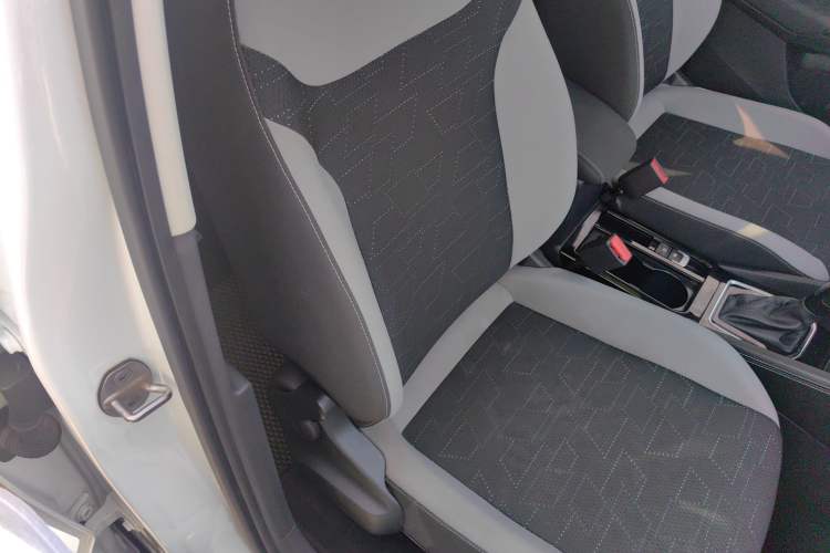 Used Jetta VS7 2022 280TSI Automatic Trend Edition Right Front Seat
