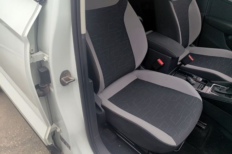 Used Jetta VS7 2022 280TSI Automatic Trend Edition Right Front Seat