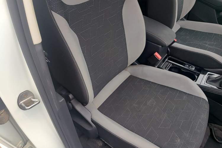 Used Jetta VS7 2022 280TSI Automatic Trend Edition Right Front Seat