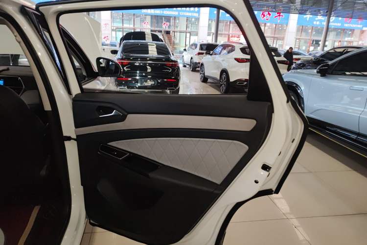 Used Jetta VS7 2022 280TSI Automatic High-Gloss Glory Edition Right Rear Door Interior