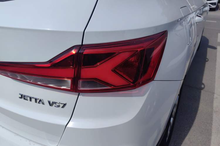 Used Jetta VS7 2022 280TSI Automatic Trend Edition Right Rear Taillight