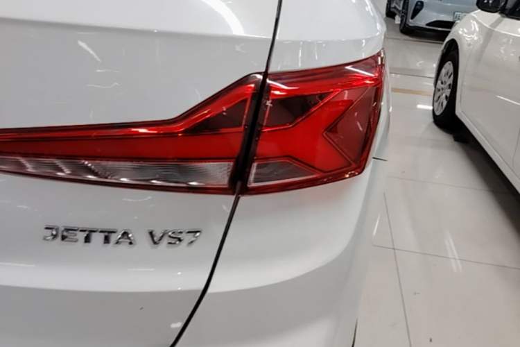 Used Jetta VS7 2022 280TSI Automatic Trend Edition Right Rear Taillight