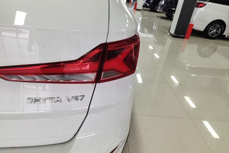 Used Jetta VS7 2022 280TSI Automatic Trend Edition Right Rear Taillight