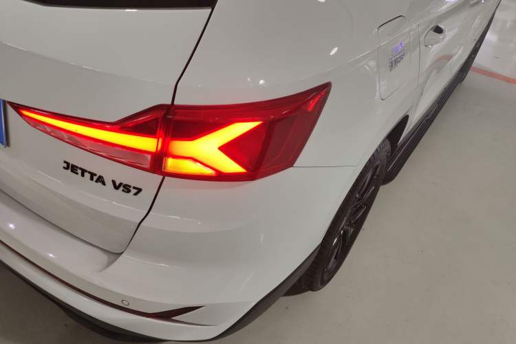 Used Jetta VS7 2022 280TSI Automatic High-Gloss Enjoyment Edition Right Rear Taillight