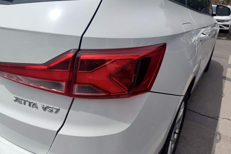 Used Jetta VS7 2022 280TSI Automatic Trend Edition Right Rear Taillight