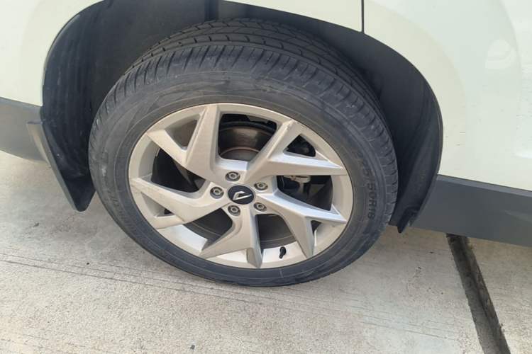 Used Jetta VS7 2022 280TSI Automatic Enjoyment Edition Right Rear Wheel Hub