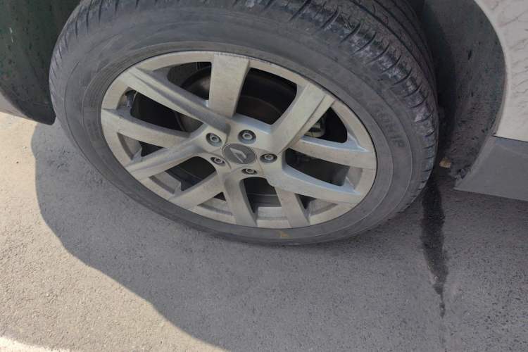 Used Jetta VS7 2022 280TSI Automatic Trend Edition Right Rear Wheel Hub