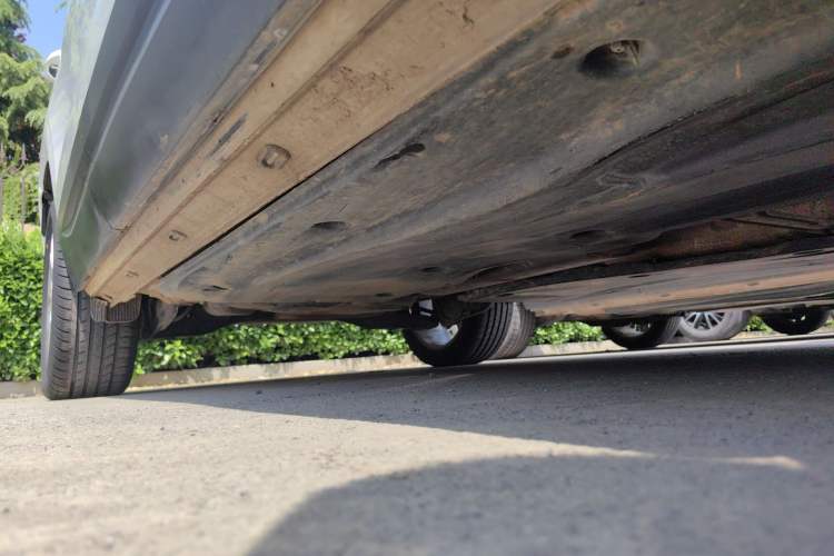 Used Jetta VS7 2022 280TSI Automatic Trend Edition Right Side Sill