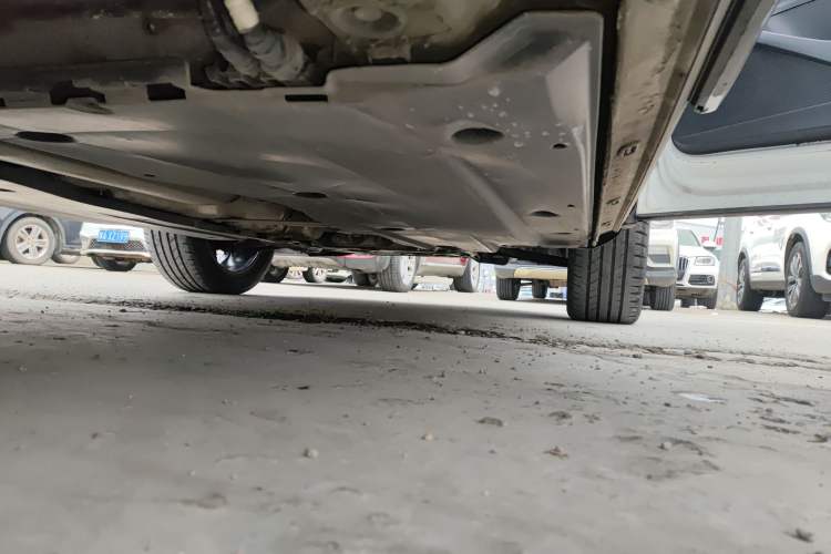 Used Jetta VS7 2022 280TSI Automatic High-Gloss Enjoyment Edition Right Side Sill