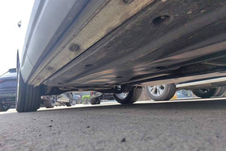 Used Jetta VS7 2022 280TSI Automatic Trend Edition Right Side Sill