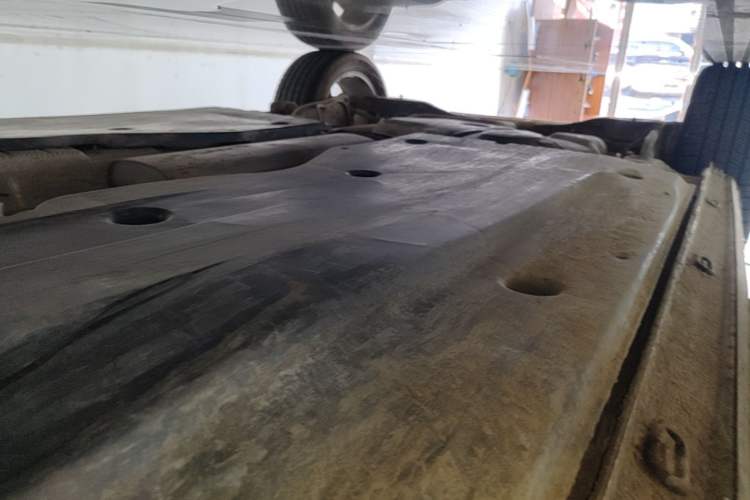 Used Jetta VS7 2022 280TSI Automatic Trend Edition Right Side Sill