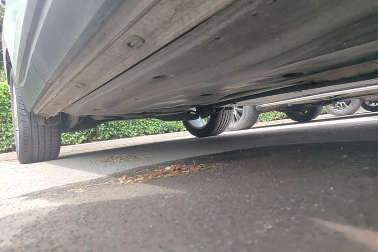Used Jetta VS7 2022 280TSI Automatic Trend Edition Right Side Sill