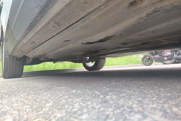 Used Jetta VS7 2022 280TSI Automatic Trend Edition Right Side Sill
