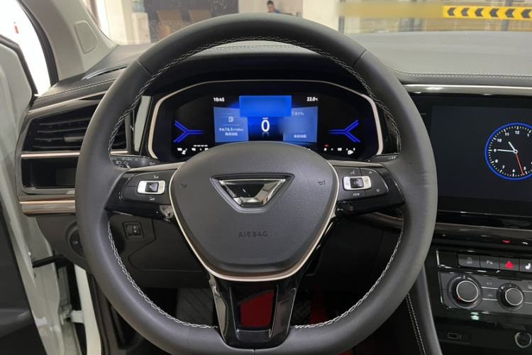 Used Jetta VS7 2022 280TSI Automatic High-Gloss Enjoyment Edition Steering Wheel