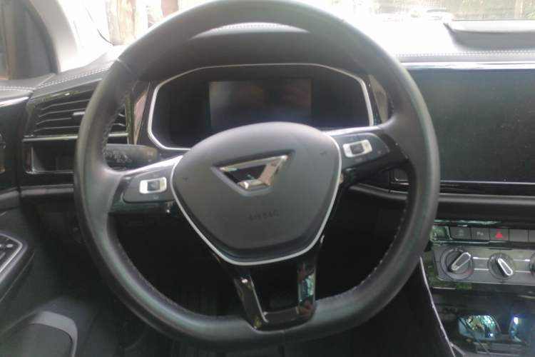 Used Jetta VS7 2022 Panda Edition 1.4T Automatic Enjoyment Pro Version Steering Wheel