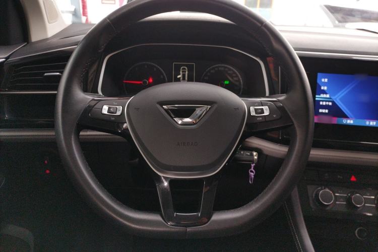 Used Jetta VS7 2022 280TSI Automatic Trend Edition Steering Wheel