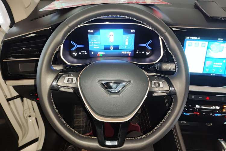 Used Jetta VS7 2022 280TSI Automatic High-Gloss Glory Edition Steering Wheel
