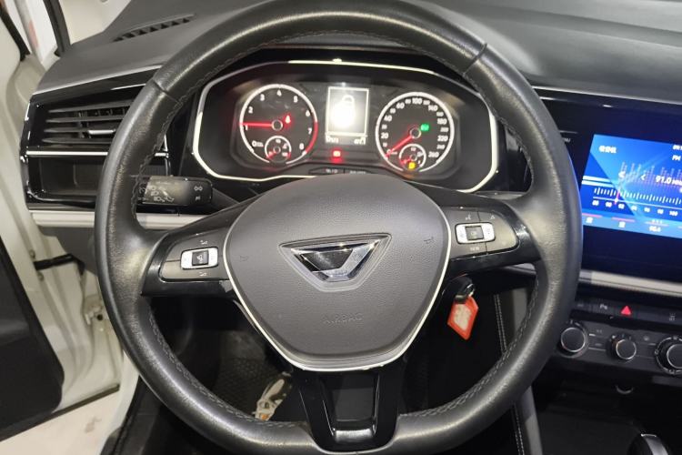 Used Jetta VS7 2022 280TSI Automatic Trend Edition Steering Wheel