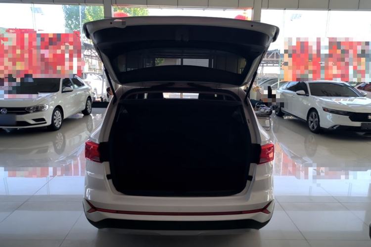 Used Jetta VS7 2022 280TSI Automatic Enjoyment Edition Trunk