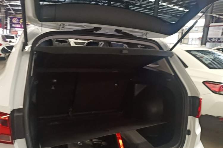 Used Jetta VS7 2022 280TSI Automatic Trend Edition Trunk