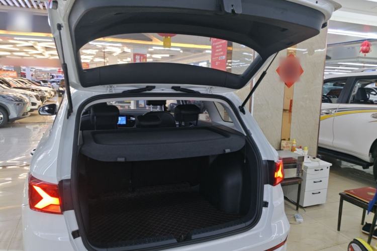 Used Jetta VS7 2022 280TSI Automatic Enjoyment Edition Trunk