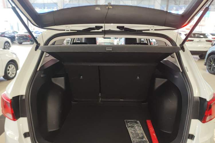 Used Jetta VS7 2022 280TSI Automatic High-Gloss Glory Edition Trunk